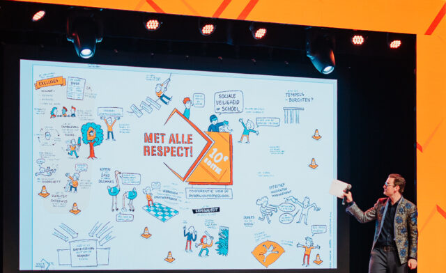 Splinter Chabot neemt het getekende beeldverslag van Hjalmar Haarsma door