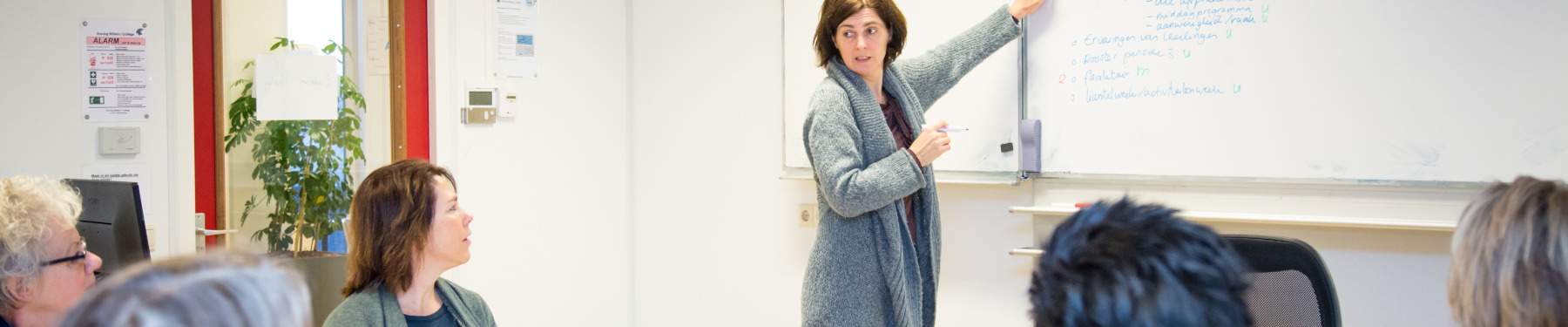 Teamoverleg onderwijsteam over sociale veiligheid; School & Veiligheid